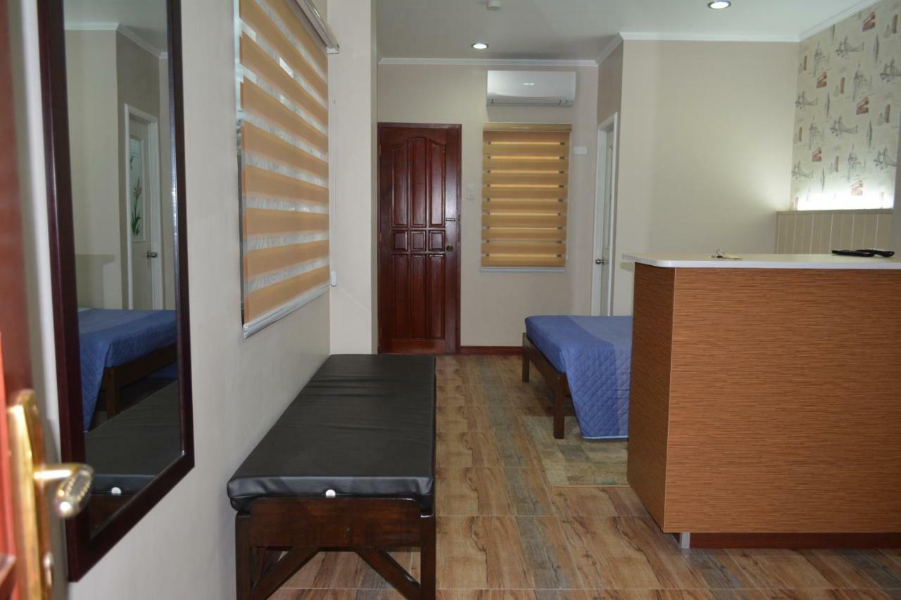 Red Apartelle Hotel Talisay  Buitenkant foto